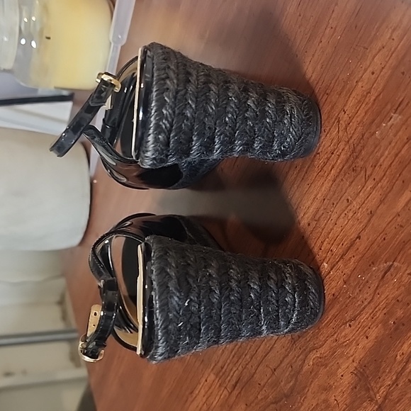 Valentino black wedge patent leather espadrilles - Picture 7 of 12